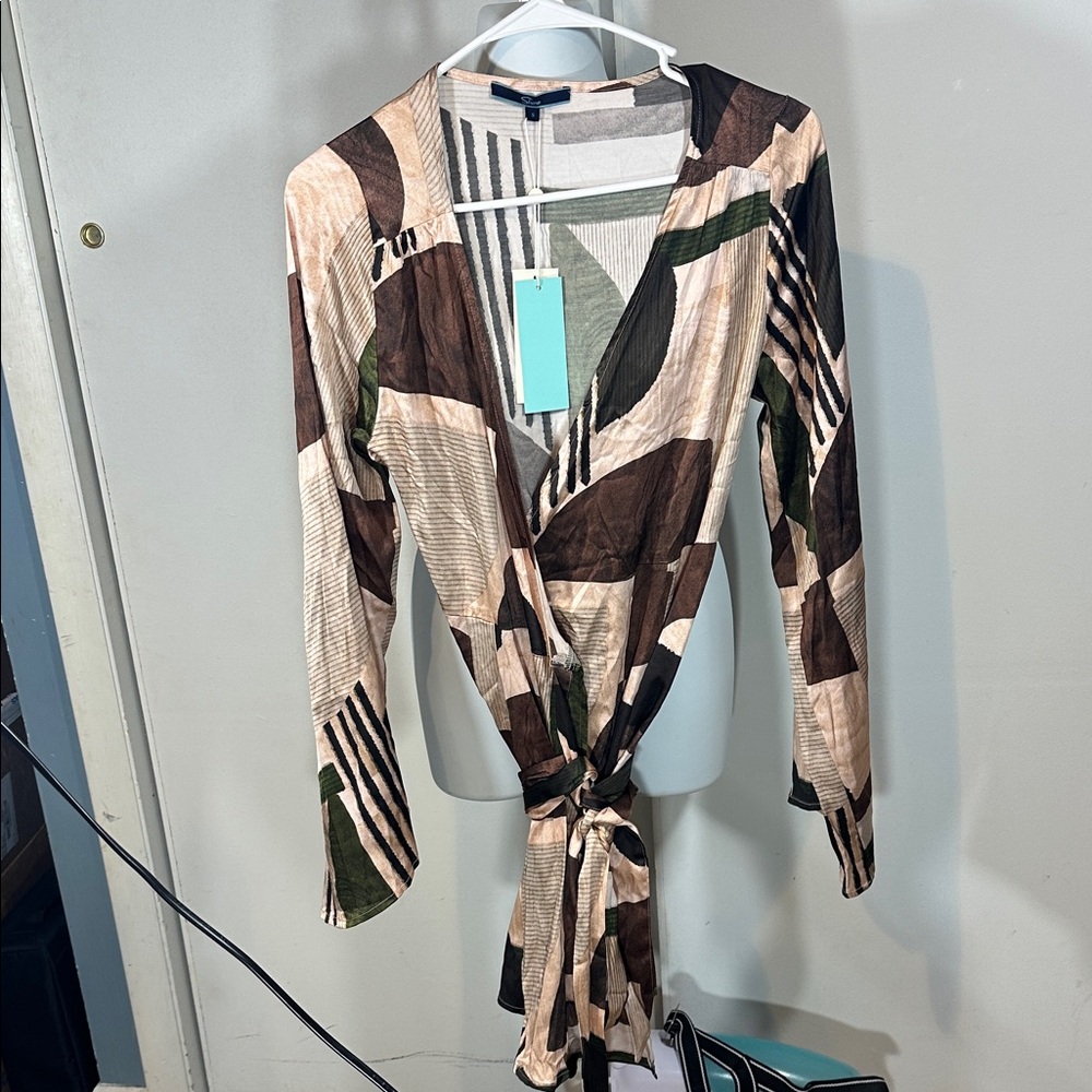 Small SHORE Monterey Abstract Patterned Wrap Dress brown green tan NEW